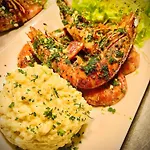 Logis Le Relais Des Remparts ホテル 2*