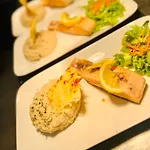 Logis Le Relais Des Remparts 2* アランシュ