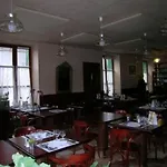 Logis Le Relais Des Remparts ホテル 2*