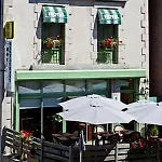 ホテル Logis Le Relais Des Remparts 2*