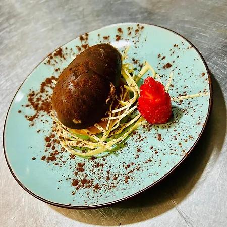 Logis Le Relais Des Remparts Allanche